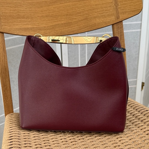 Elleme Boomerang Caviar Leather Burgundy brand new - Picture 2 of 4